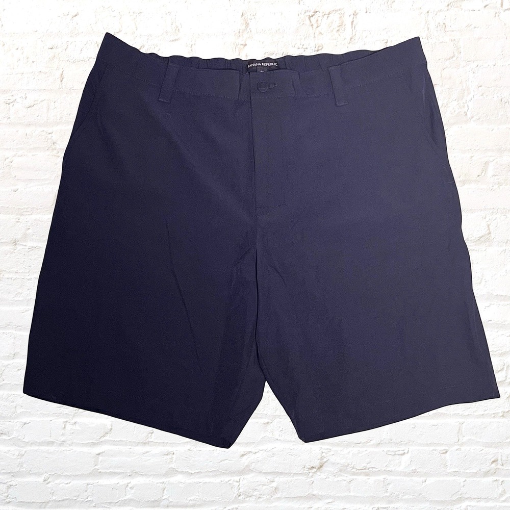 Banana Republic Flat‎ Front Short Performance Size 38 Black Stretch Waist Golf